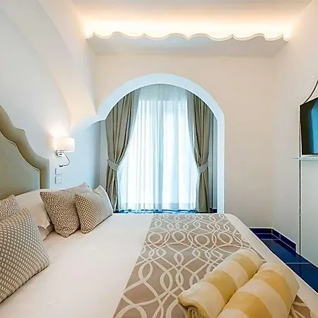 Hotel Corallo Blu De Charme - Sea & Access